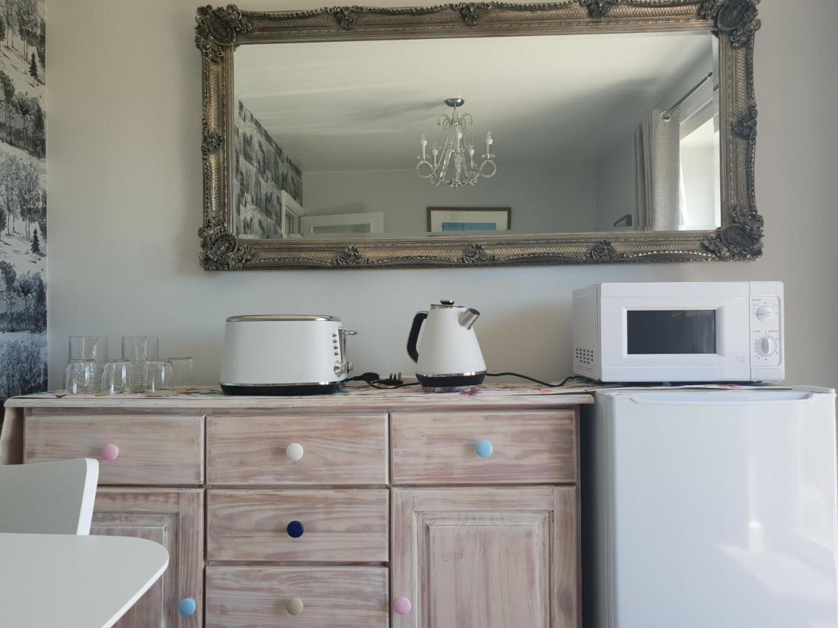 Goshens Farm B&B Вуттон-Бридж Экстерьер фото