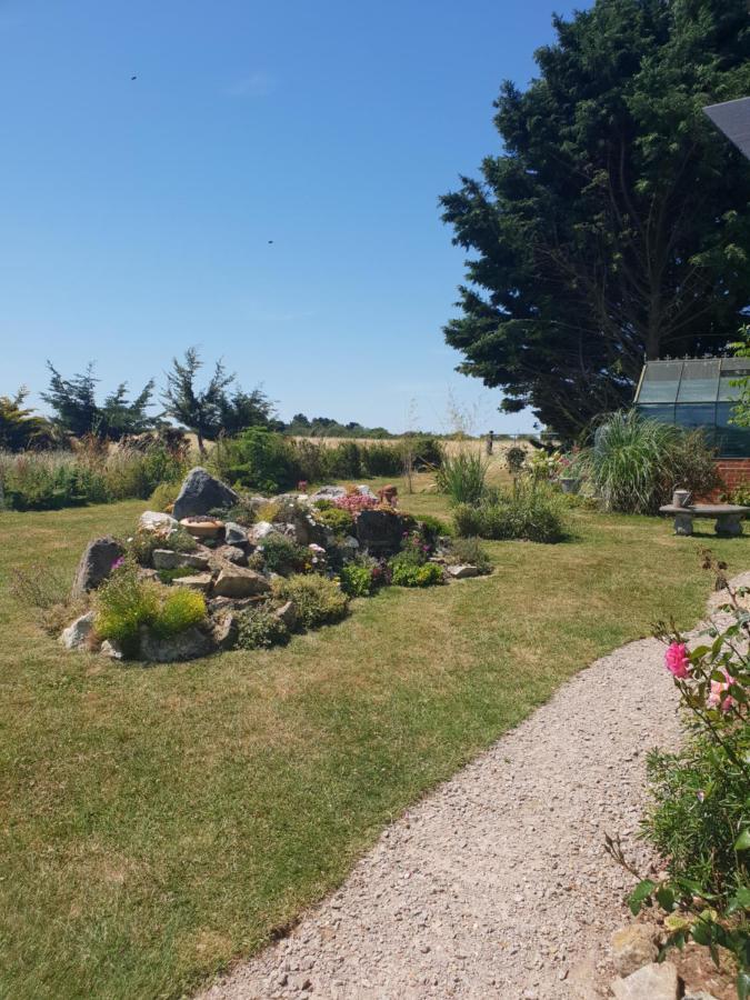 Goshens Farm B&B Вуттон-Бридж Экстерьер фото